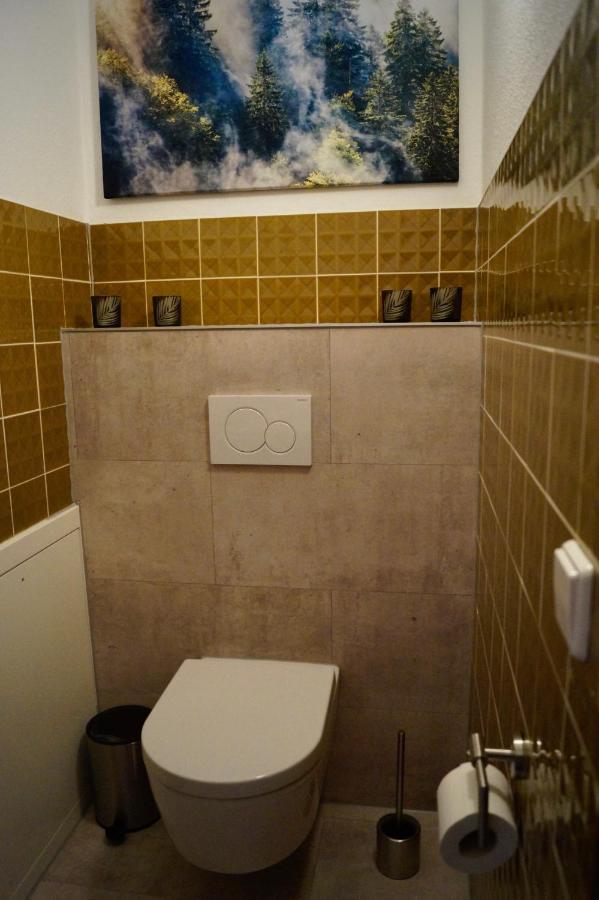 Schwarzwald Geht Immer Fewo 60 Qm Mit Grossem Suedbalkon, Wlan Und Magenta Tv Schönwalde Exteriör bild
